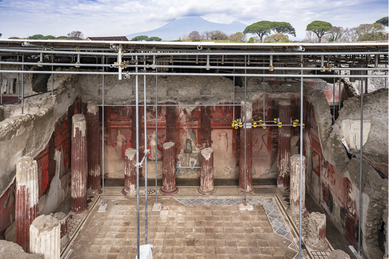 Frescoes Depicting a Mysterious Ritual Linked to the Cult of Dionysus Discovered at Pompeii